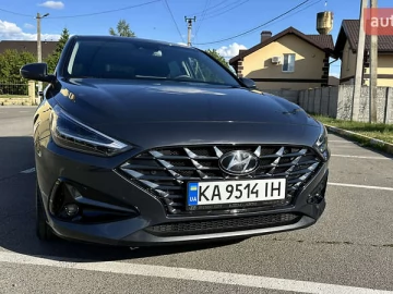 Авто Hyundai I30 2022 № 7703005