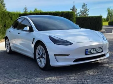 Авто Tesla Model 3 2021 № 7703007