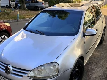 Авто Volkswagen Golf 2004 № 7703037