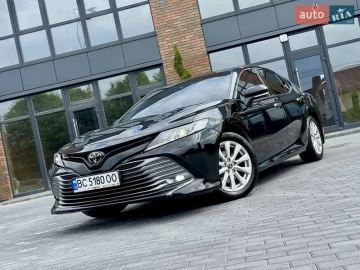 Авто Toyota Camry 2019 № 7703058