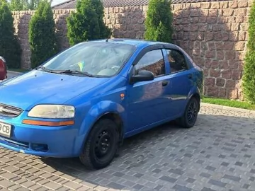 Авто Chevrolet Aveo 2003 № 7703077