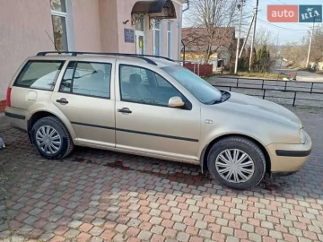 Авто Volkswagen Golf 2002 № 7703080