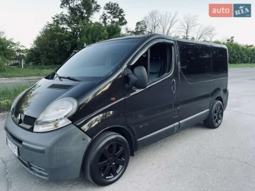 Авто Renault Trafic 2002 № 7703103