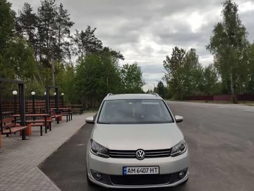 Авто Volkswagen Touran 2011 № 7703138
