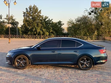 Авто Skoda Superb 2016 № 7703174