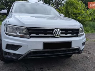 Авто Volkswagen Tiguan 2018 № 7703187