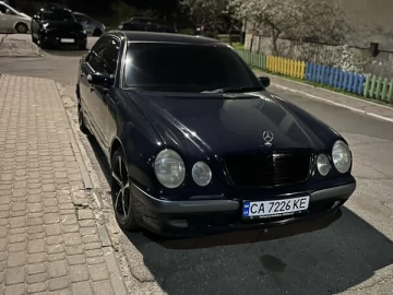 Авто Mercedes E-Class 2000 № 7703239