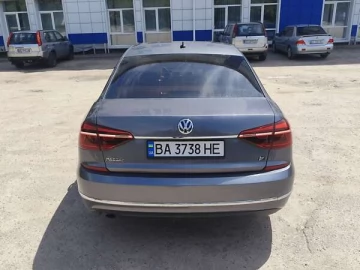 Авто Volkswagen Passat 2016 № 7703324