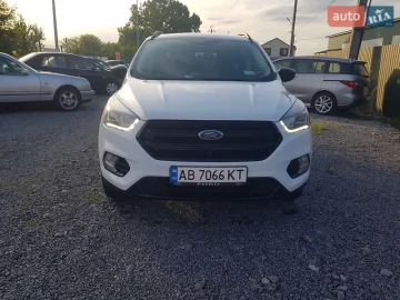 Авто Ford Escape 2019 № 7703333