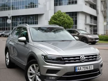 Авто Volkswagen Tiguan 2019 № 7703358