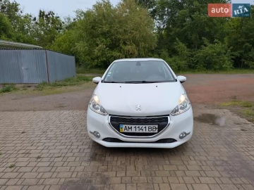 Авто Peugeot 208 2014 № 7703449