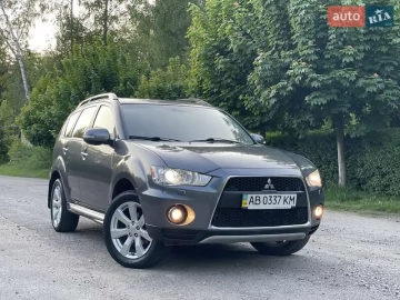 Авто Mitsubishi Outlander Xl 2011 № 7703478