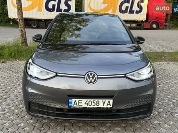 Авто Volkswagen Touareg 2016 № 7703522