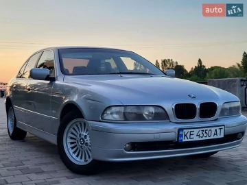 Авто BMW 5 Series 2001 № 7703612