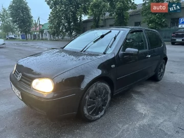 Авто Volkswagen Golf 2000 № 7703794