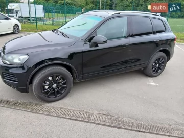 Авто Volkswagen Touareg 2012 № 7703957