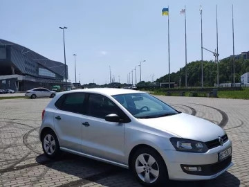 Авто Volkswagen Polo 2013 № 7704128