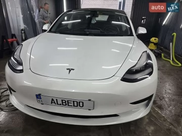 Авто Tesla Model 3 2019 № 7704253