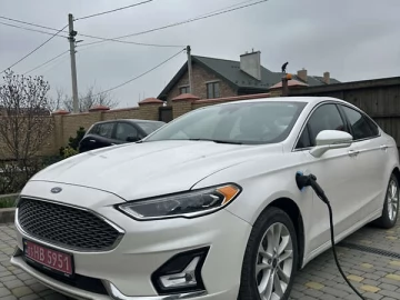 Авто Ford Fusion 2018 № 7704258