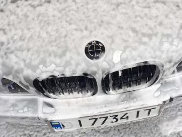 Авто BMW 5 Series 2000 № 7704351