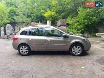 Авто Renault Clio 2010 № 7704378