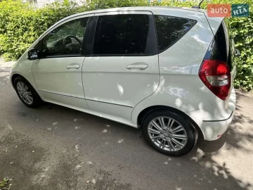 Авто Mercedes A-Class 2011 № 7704443