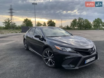 Авто Toyota Camry 2018 № 7704537