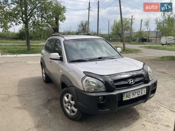 Авто Hyundai Tucson 2005 № 7704715