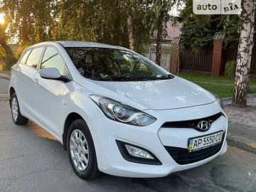 Авто Hyundai I30 2013 № 7704734