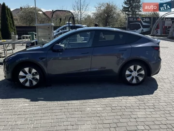 Авто Tesla Model Y 2022 № 7704828