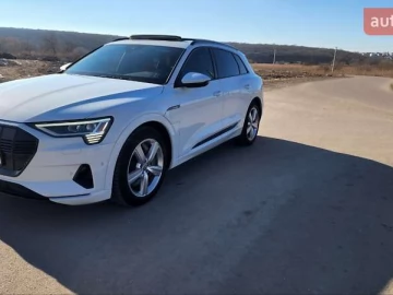 Авто Audi E-Tron 2019 № 7704834
