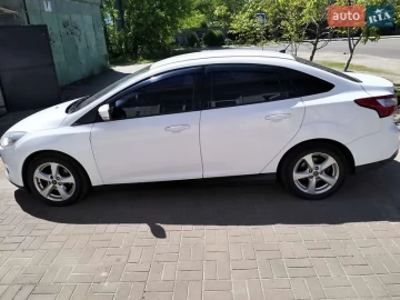 Авто Ford Focus 2014 № 7704910