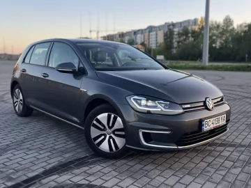 Авто Volkswagen E-Golf 2018 № 7704962
