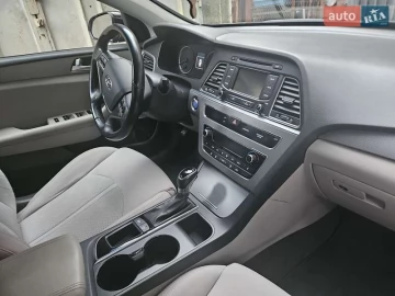 Авто Hyundai Sonata 2015 № 7704974