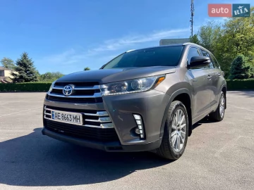 Авто Toyota Highlander 2016 № 7705003