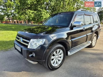 Авто Mitsubishi Pajero Wagon 2010 № 7705007