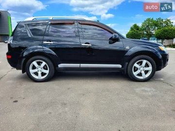 Авто Mitsubishi Outlander Xl 2008 № 7705069