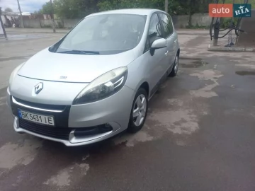 Авто Renault Scenic 2013 № 7705118