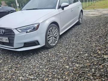 Авто Audi A3 2018 № 7705186