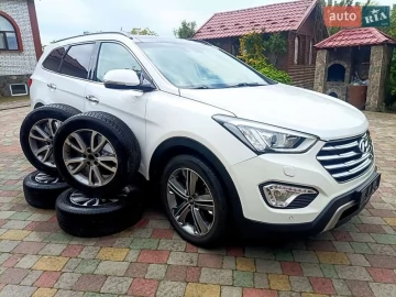 Авто Hyundai Grand Santa Fe 2015 № 7705189