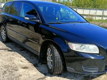 Авто Volvo V50 2008 № 7705228