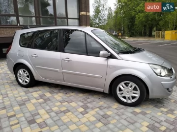 Авто Renault Scenic 2008 № 7705229