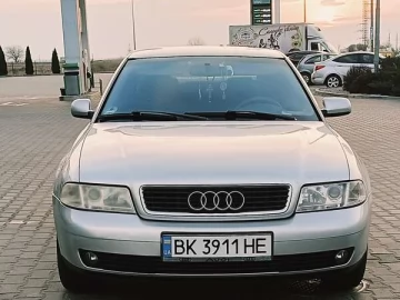 Авто Audi A4 2000 № 7705303