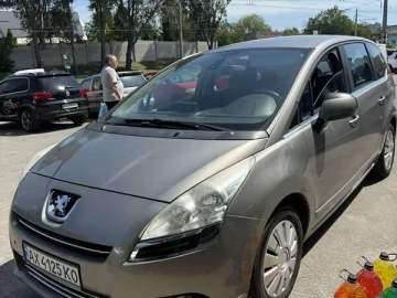 Авто Peugeot 5008 2010 № 7705336