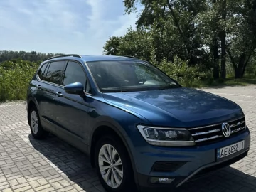 Авто Volkswagen Tiguan 2017 № 7705379