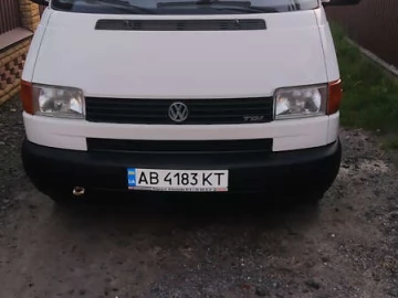 Авто Volkswagen Transporter 2000 № 7705431