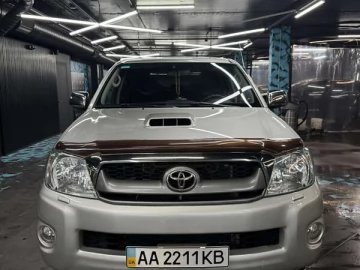 Авто Toyota Hilux 2010 № 7705510