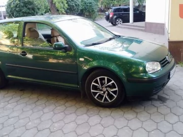 Авто Volkswagen Golf 1999 № 7705714