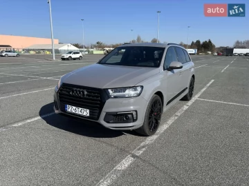 Авто Audi Q7 E-Tron 2016 № 7705868
