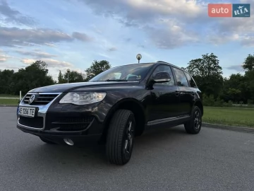 Авто Volkswagen Touareg 2008 № 7706034